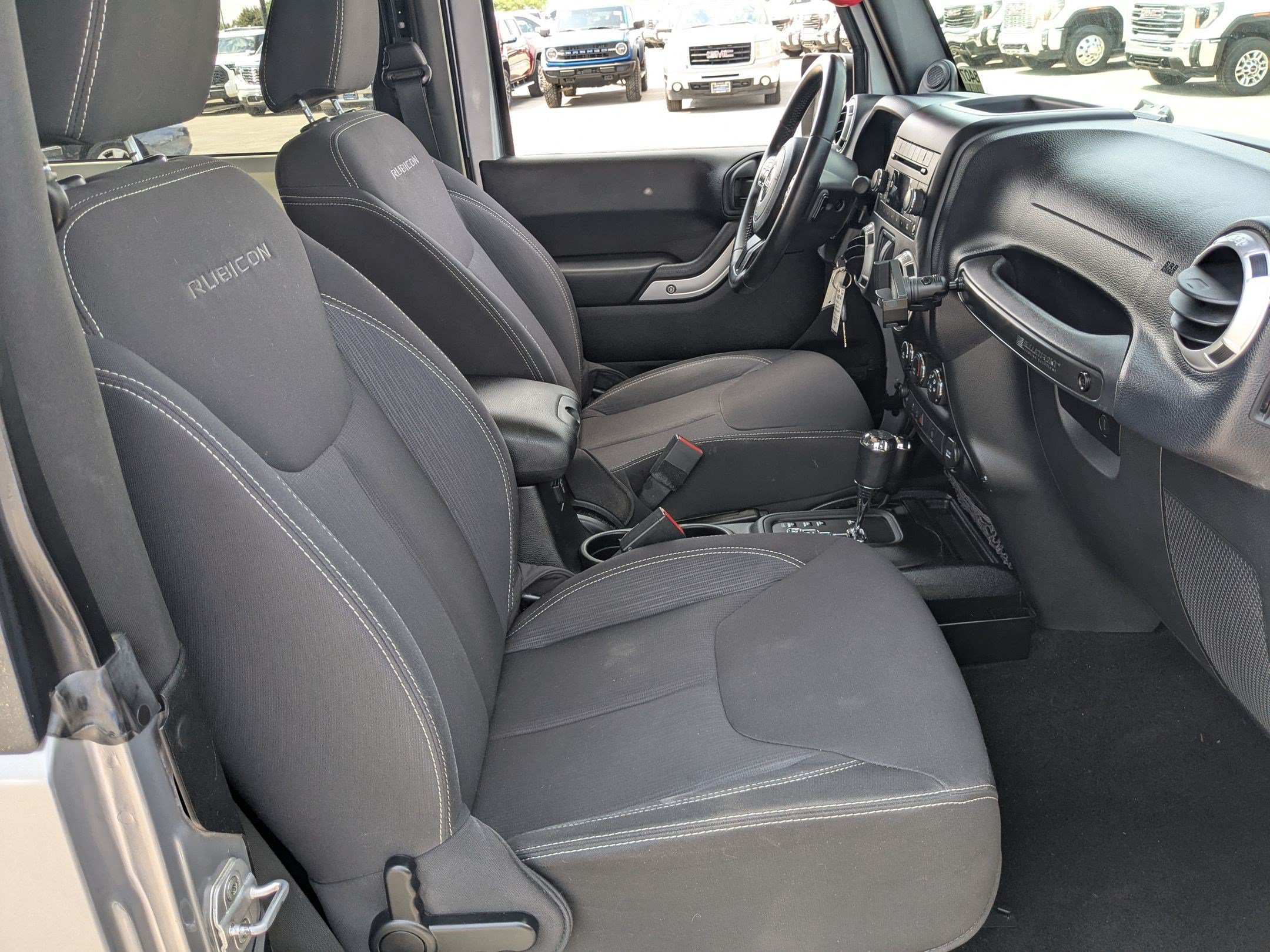 Used 2013 Jeep Wrangler Rubicon w/ PWR Convenience Group AWD/4WD image 30