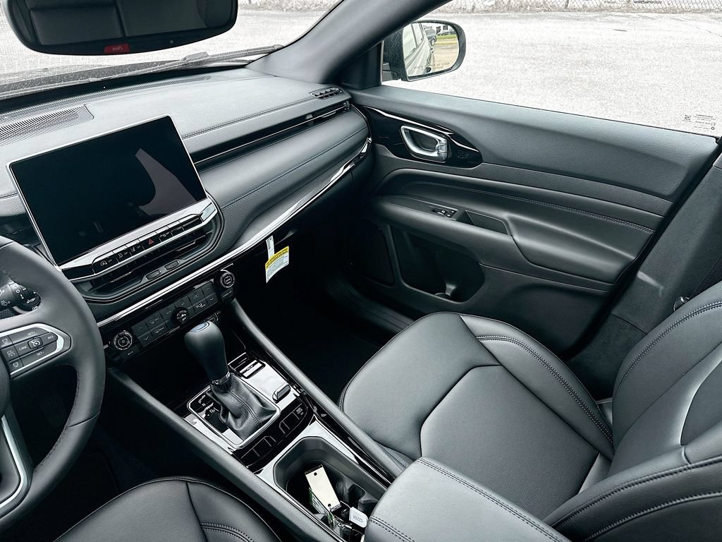New 2026 Jeep Compass Limited AWD/4WD image 29