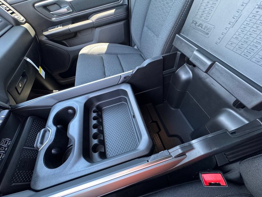 New 2026 RAM 1500 Big Horn AWD/4WD image 32