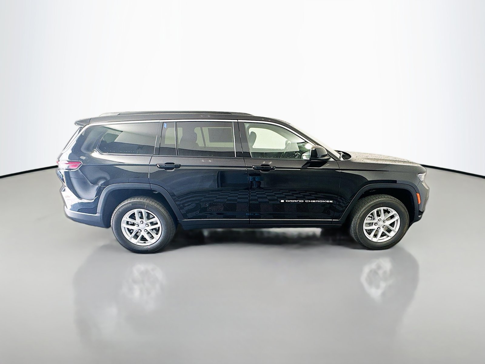 New 2026 Jeep Grand Cherokee L 4WD image 8