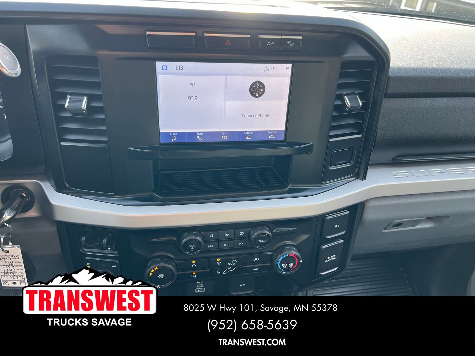 Used 2024 Ford F350 XLT w/ FX4 Off-Road Package image 17