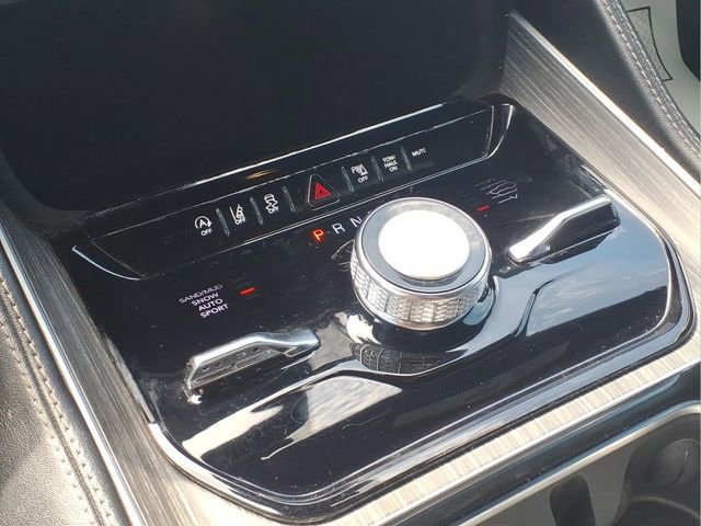 Used 2024 Jeep Wagoneer Series III image 8