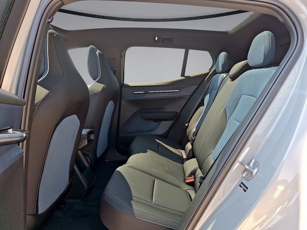 New 2025 Volvo EX30 Plus w/ Protection Package Premier AWD/4WD image 19