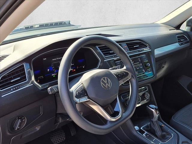 Used 2022 Volkswagen Tiguan S FWD image 9