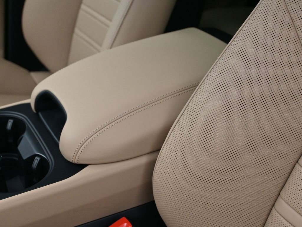 New 2026 Porsche Cayenne image 20