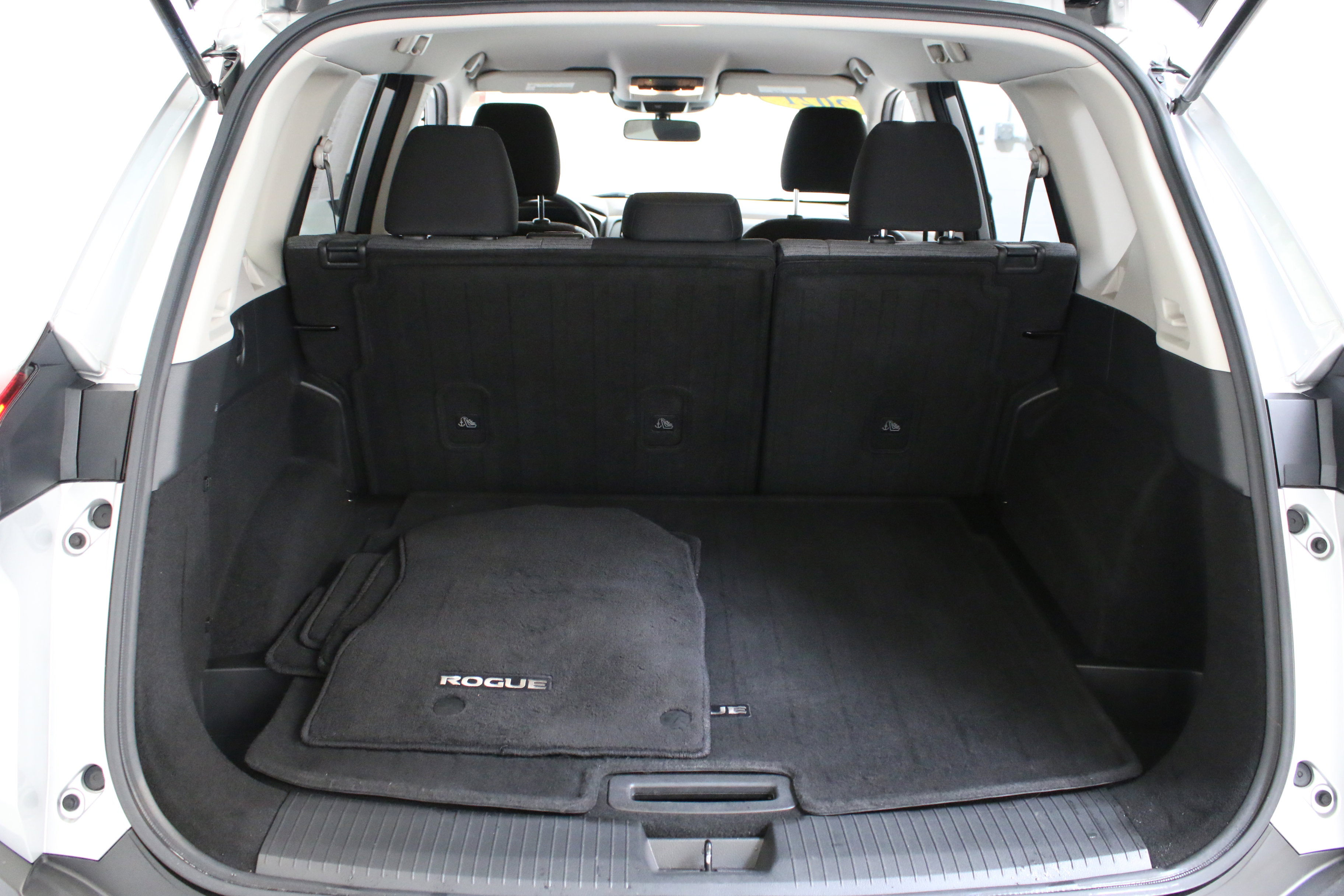 Used 2021 Nissan Rogue SV AWD/4WD image 26