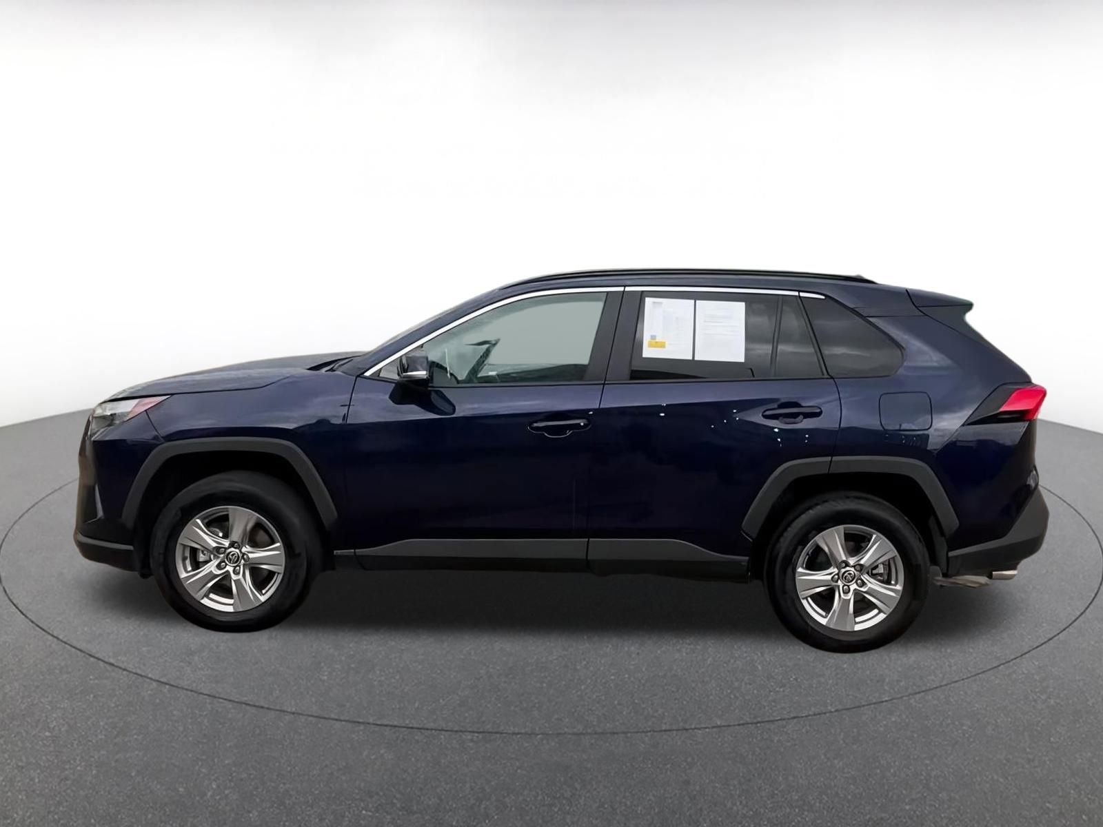 Used 2025 Toyota RAV4 XLE image 8