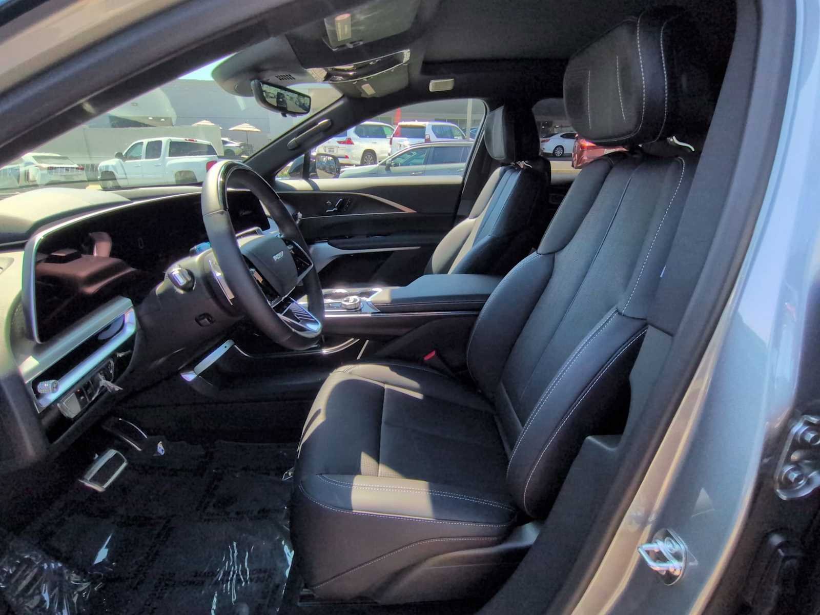 New 2026 Cadillac Lyriq V image 23