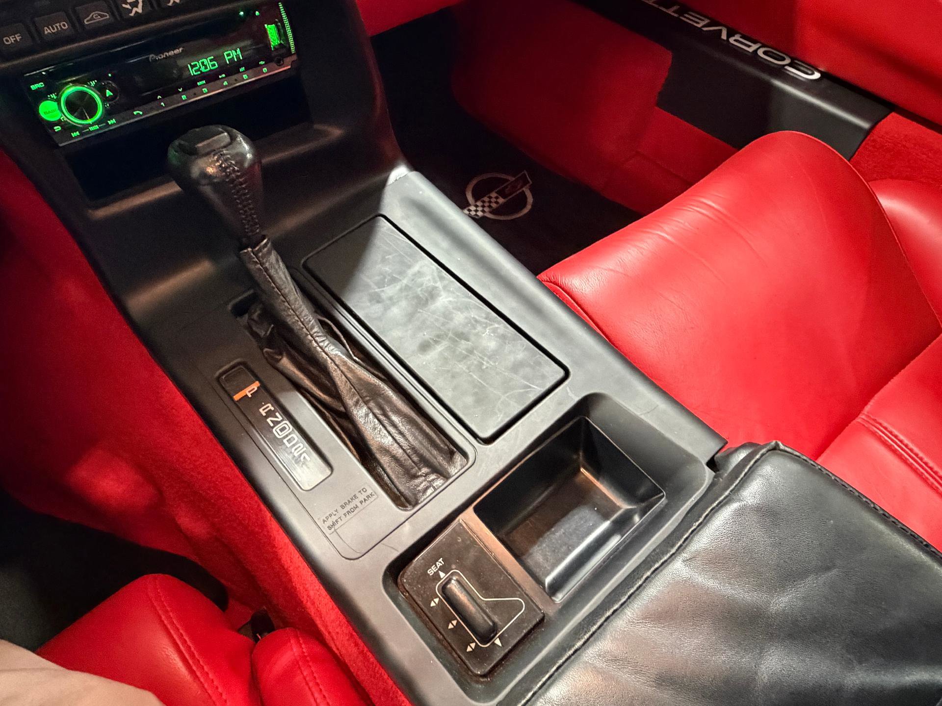 Used 1995 Chevrolet Corvette Coupe image 14