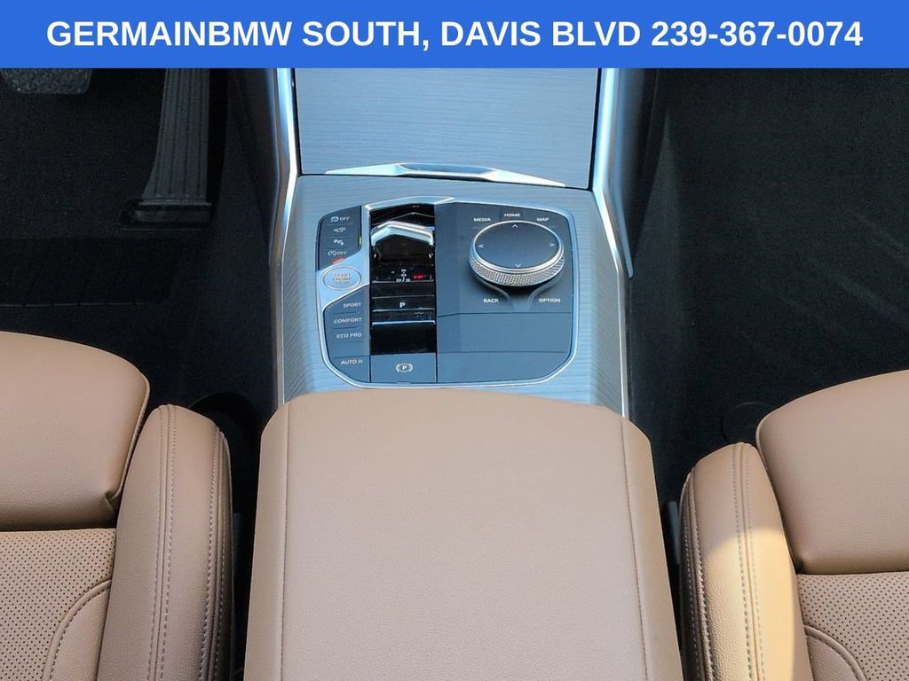 Used 2025 BMW 330i Sedan w/ Convenience Package RWD image 20
