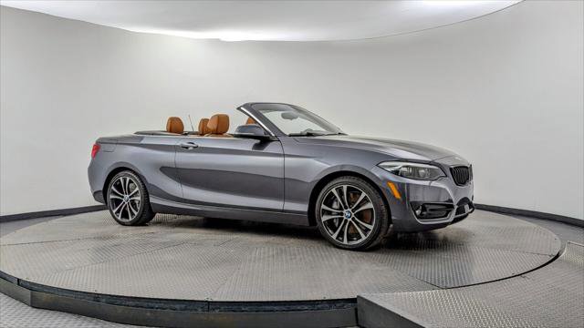 Used 2021 BMW 230i Convertible w/ Premium Package image 9