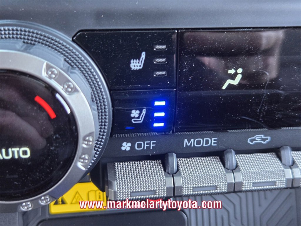 New 2025 Toyota Tacoma TRD Off-Road image 22