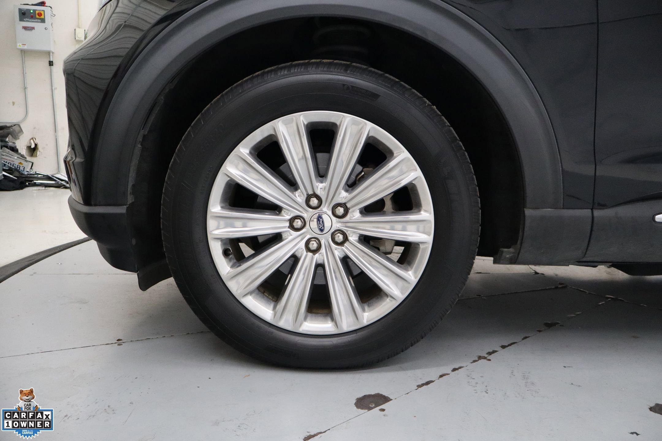 Used 2020 Ford Explorer Limited w/ Class III Trailer Tow Package image 12