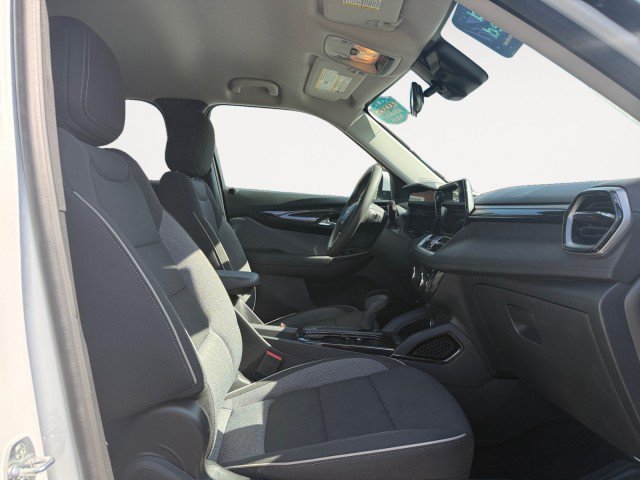 Used 2026 Chevrolet TrailBlazer LT FWD image 10