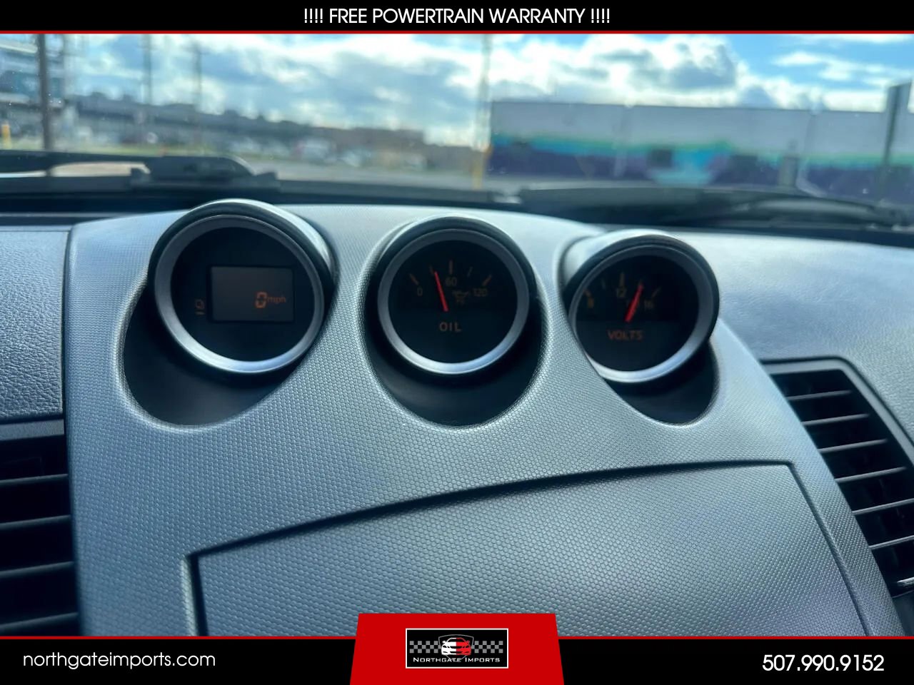 Used 2004 Nissan 350Z Touring image 24