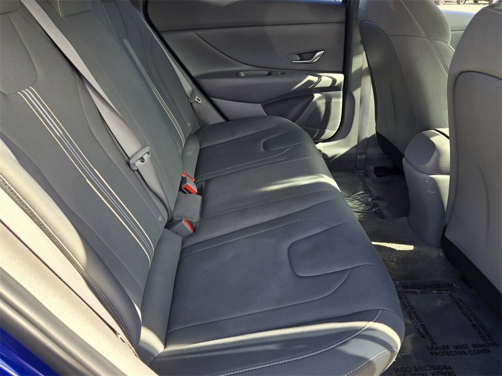 Certified 2023 Hyundai Elantra SEL image 15