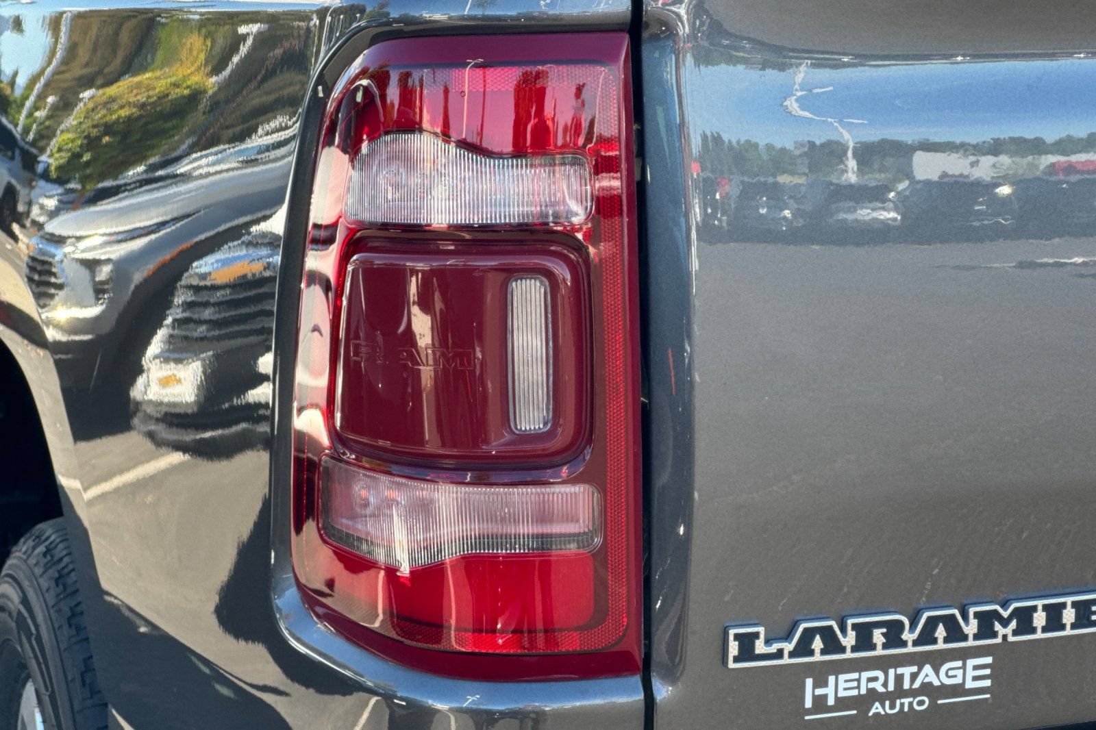 Used 2024 RAM 1500 Laramie AWD/4WD image 43