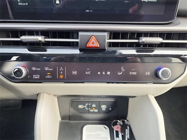 New 2026 Kia Sportage EX FWD image 21