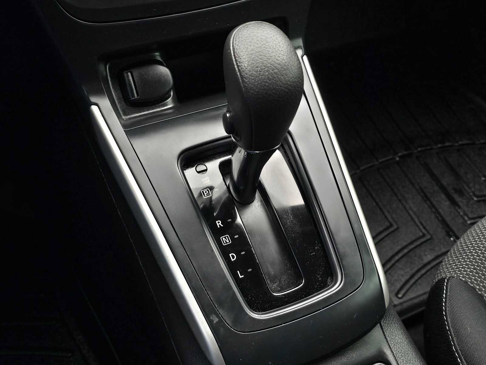 Used 2018 Nissan Sentra S image 26