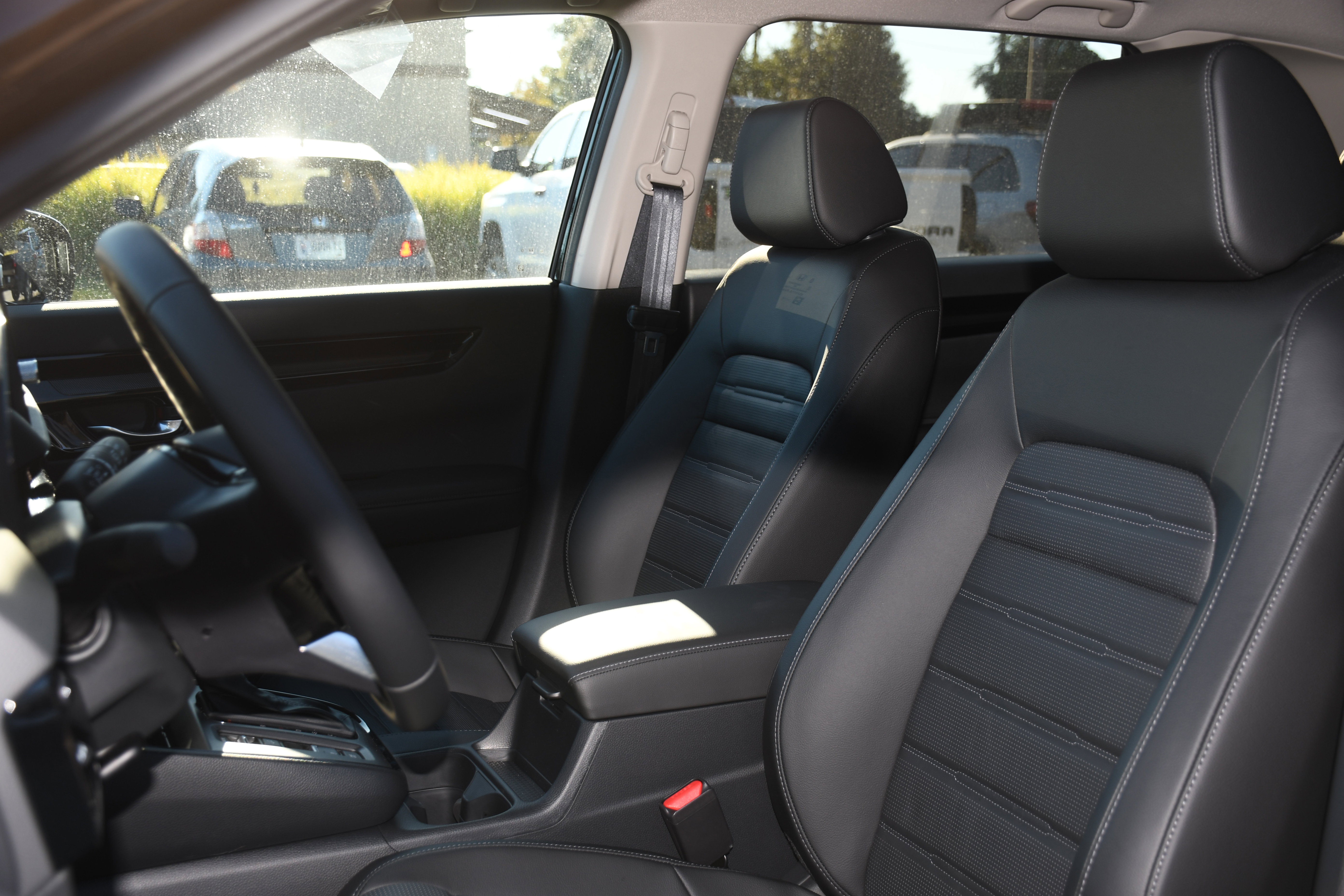 Used 2026 Honda CR-V EX-L image 7