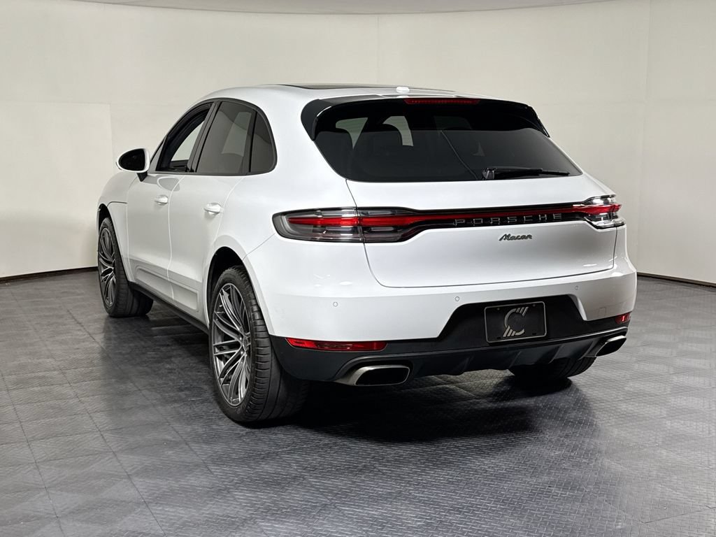 Certified 2020 Porsche Macan AWD/4WD image 3