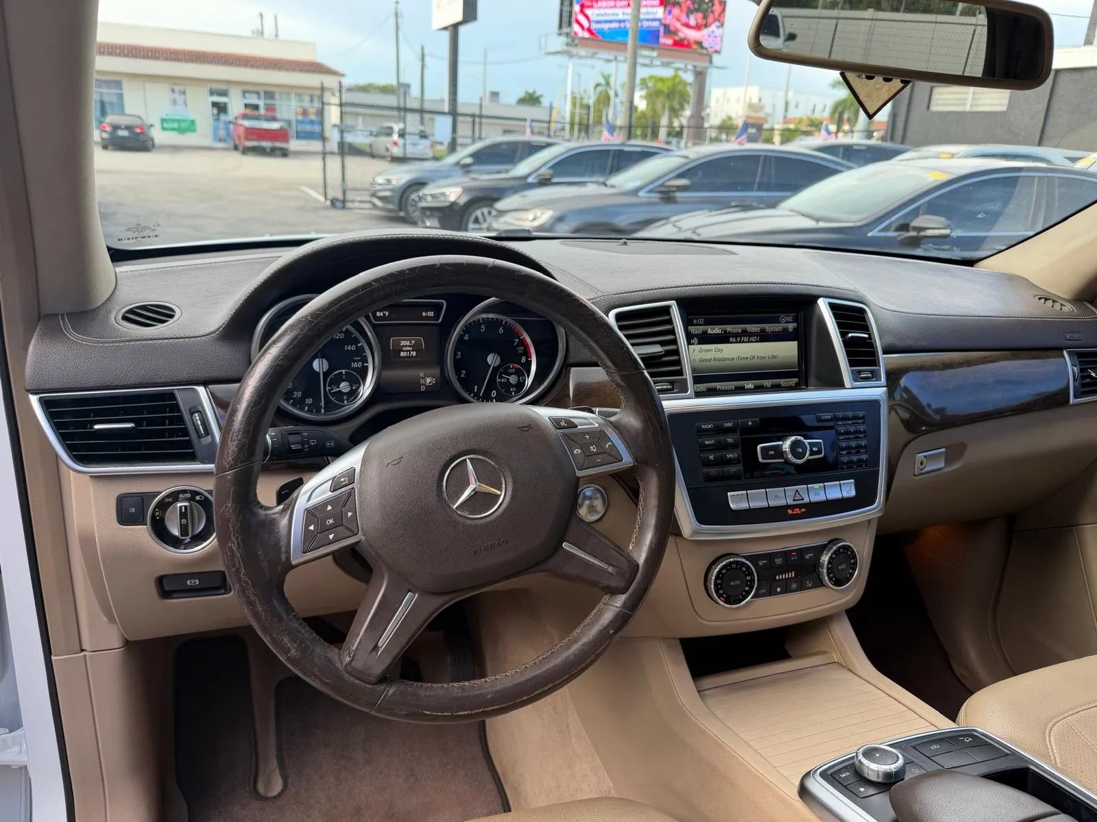 Used 2016 Mercedes-Benz GL 450 4MATIC w/ Premium I Package image 17