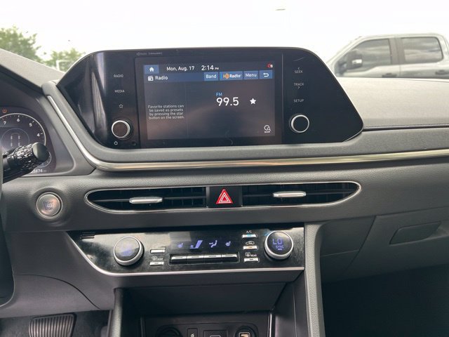 Used 2022 Hyundai Sonata SEL w/ Convenience Package FWD image 16