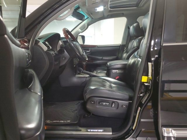 Used 2015 Lexus LX 570 4WD image 13