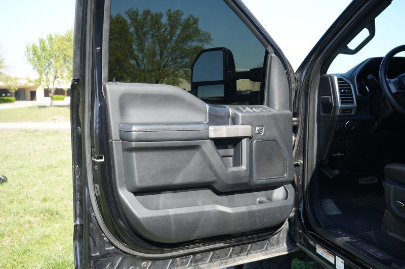 Used 2020 Ford F450 Platinum w/ FX4 Off-Road Package image 13
