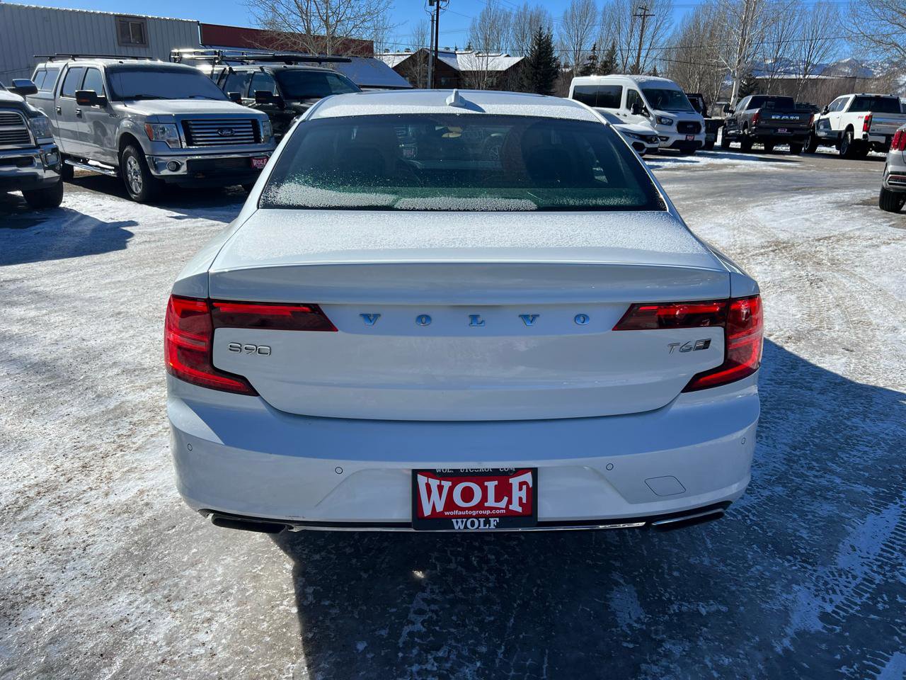 Used 2020 Volvo S90 T6 Inscription image 4