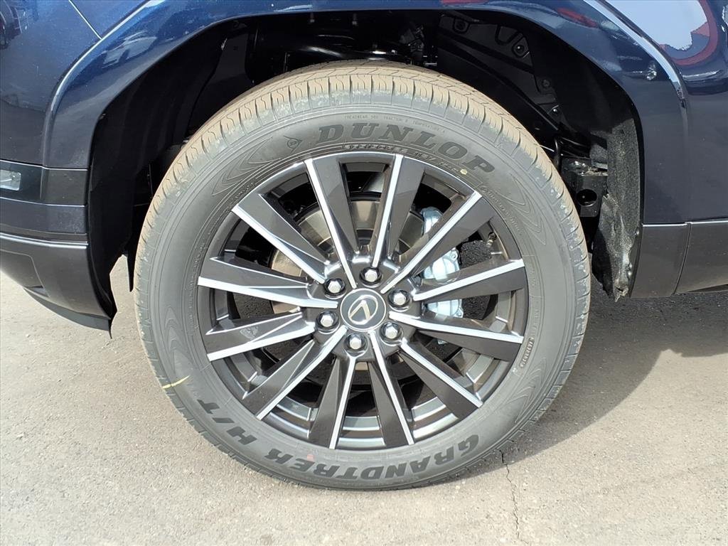 Used 2025 Lexus GX 550 w/ Accessory Package (2T) image 9