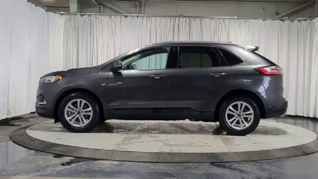 Used 2020 Ford Edge SEL image 6
