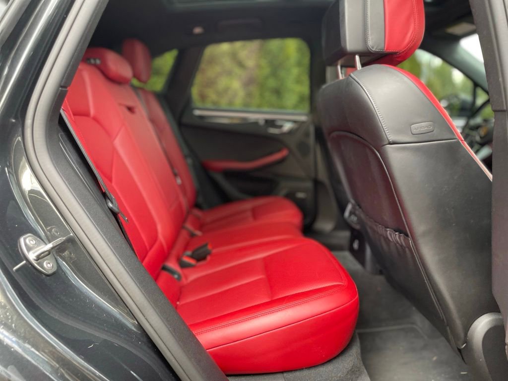 Used 2018 Porsche Macan S image 21