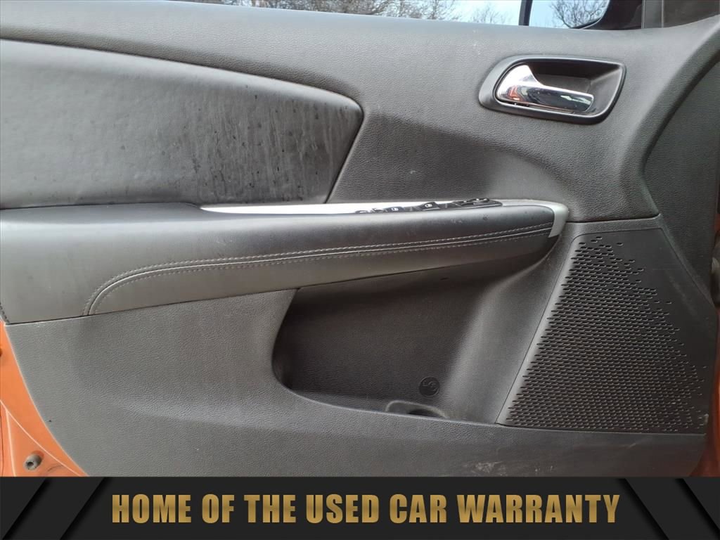 Used 2013 Dodge Journey SXT w/ Flexible Seating Group image 12