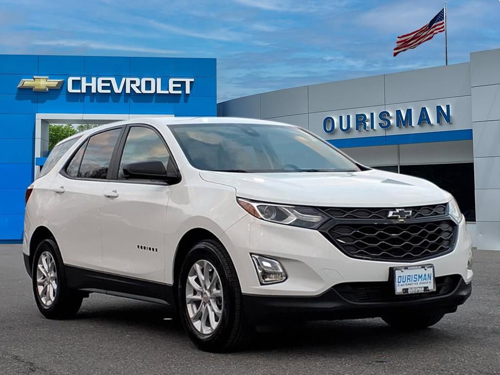 Certified 2021 Chevrolet Equinox LS w/ LPO, Blackout Package image 1