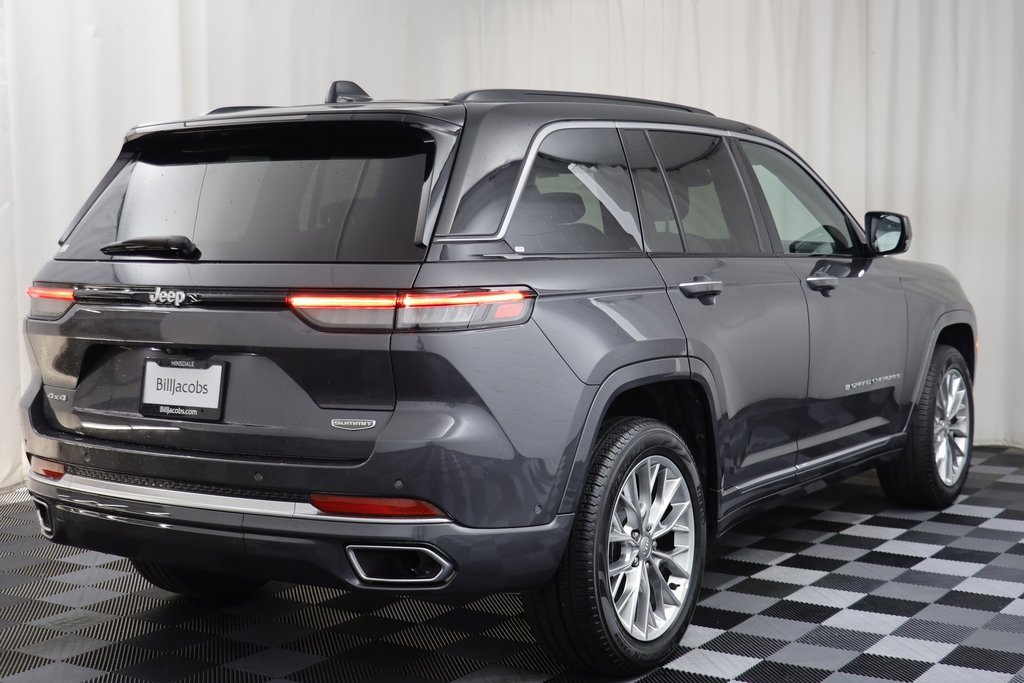 Used 2025 Jeep Grand Cherokee Summit image 17