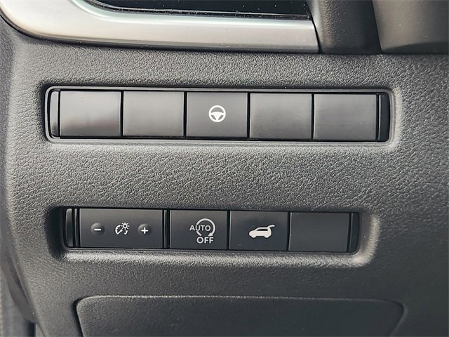 Used 2023 Nissan Rogue SL w/ SL Premium Package image 21