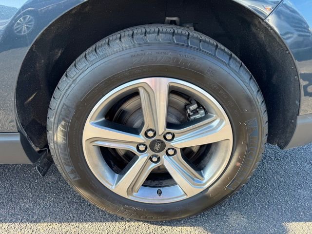 Used 2024 Ford Edge SEL w/ Convenience Package image 11