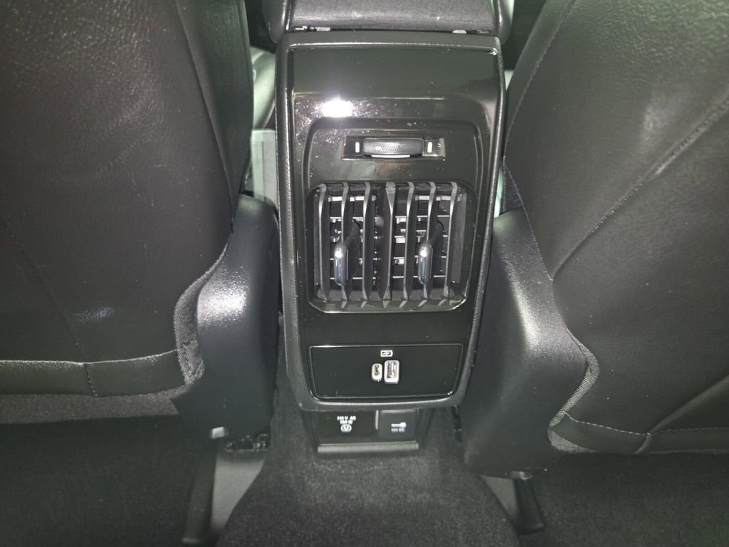 Certified 2022 Jeep Compass Latitude w/ Convenience Group AWD/4WD image 27