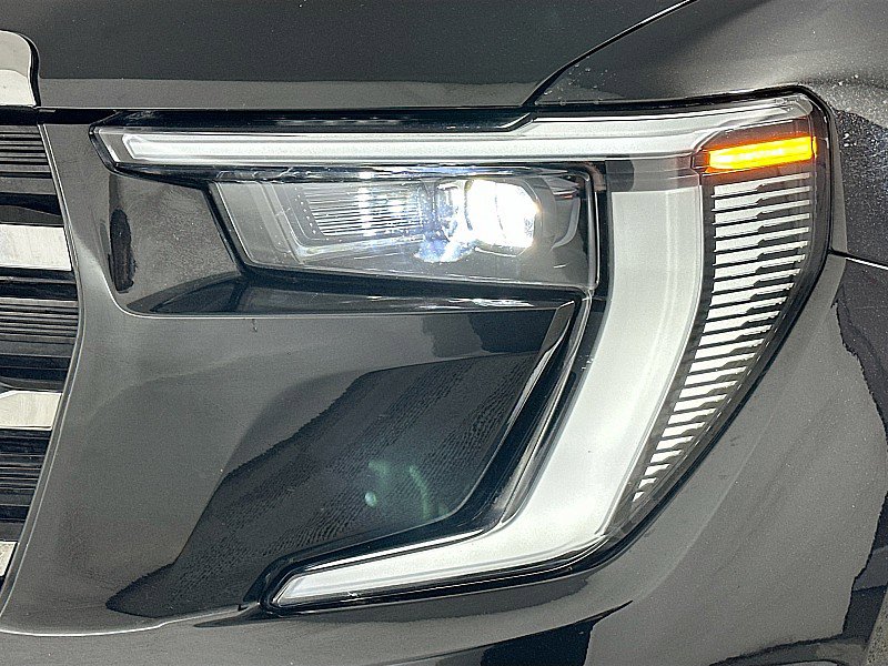 Used 2025 GMC Acadia Elevation image 33