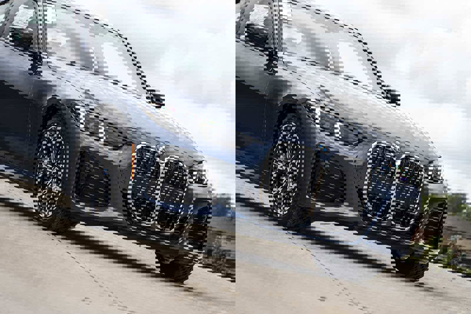 Used 2025 BMW 430i Coupe w/ M Sport Package image 3