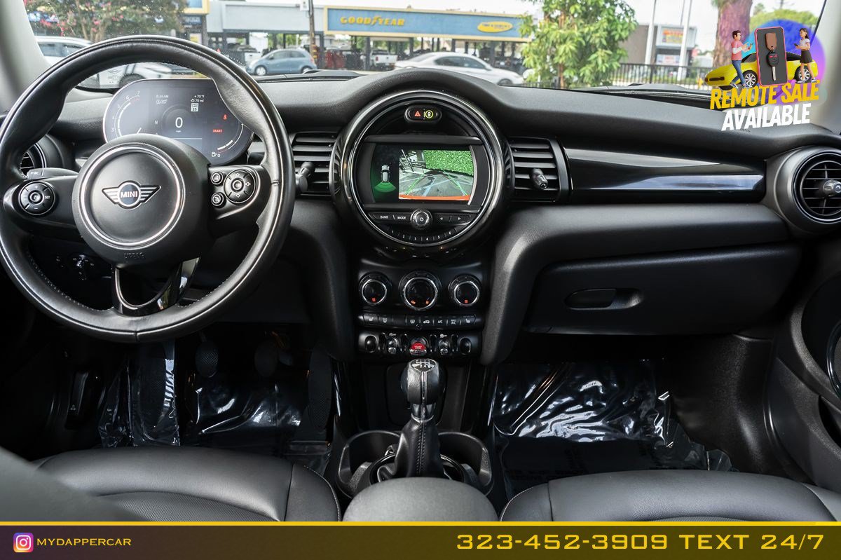 Used 2021 MINI Cooper 2-Door Hardtop w/ 6.5" Touchscreen Package FWD image 18