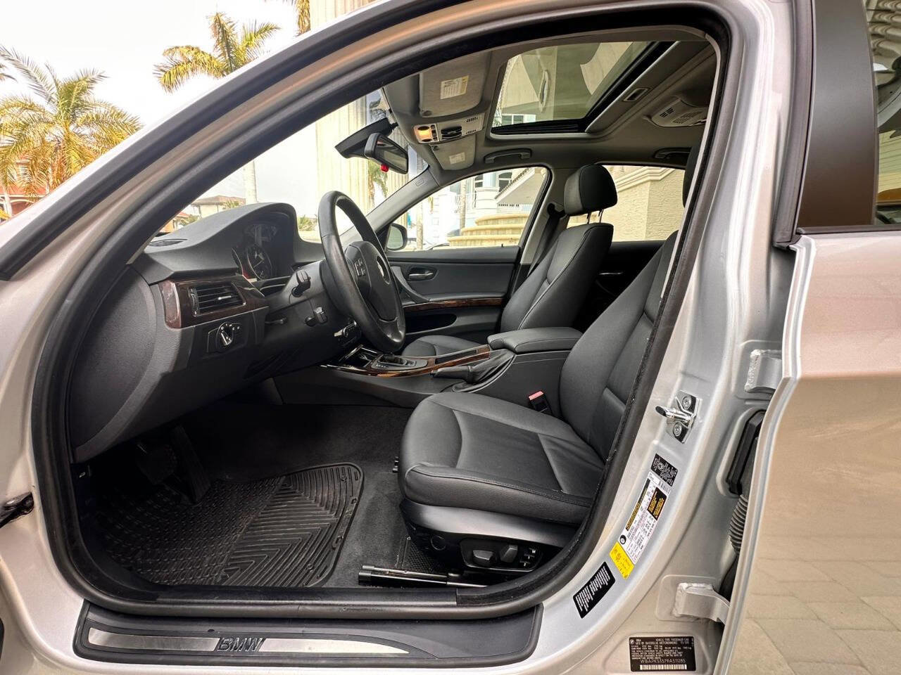 Used 2009 BMW 328i xDrive 328i xDrive AWD 4dr Sedan SULE image 22