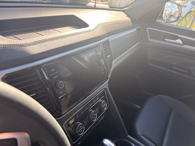 Used 2023 Volkswagen Atlas SE FWD image 21