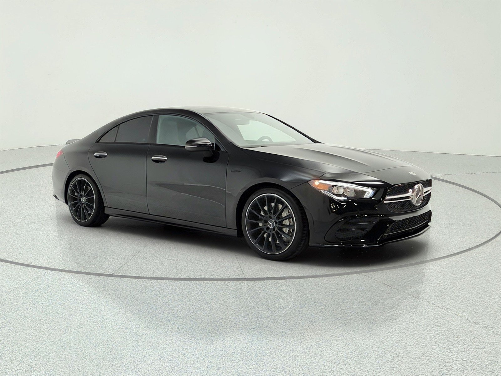 Used 2023 Mercedes-Benz CLA 35 AMG 4MATIC image 3