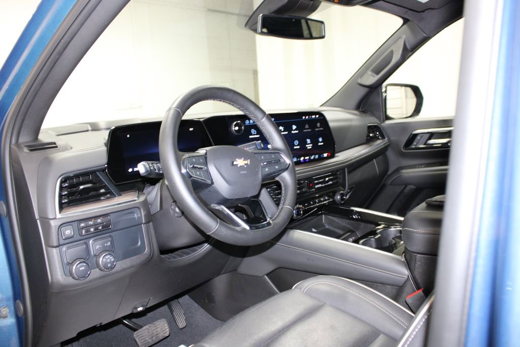 Used 2025 Chevrolet Tahoe Premier image 16
