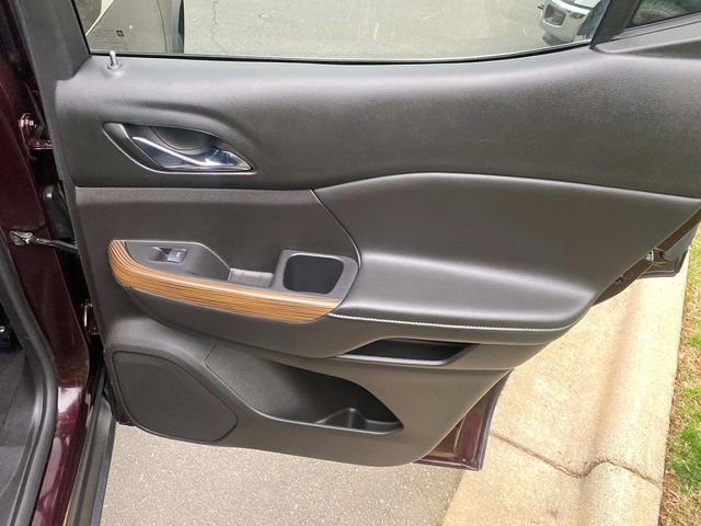 Used 2017 GMC Acadia SLE image 35