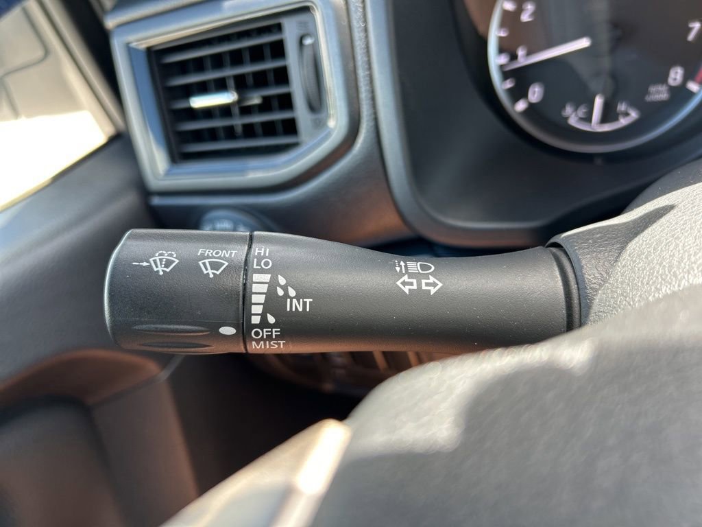 Certified 2024 Nissan Titan SV w/ SV Bronze Edition Package image 29