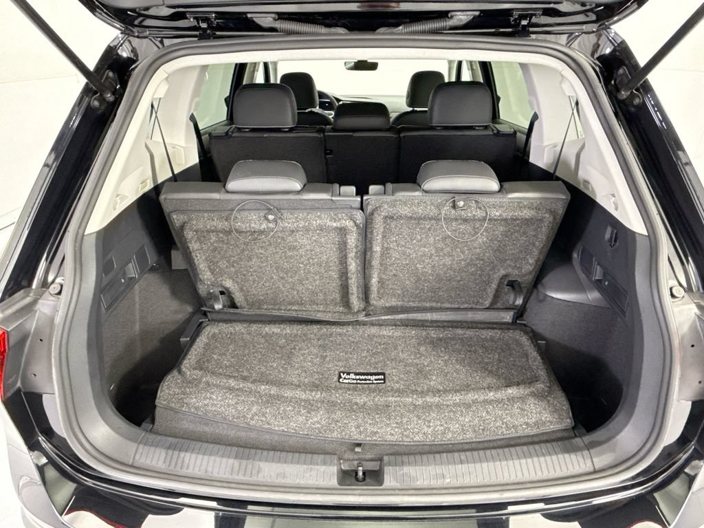 Used 2023 Volkswagen Tiguan SE FWD image 27