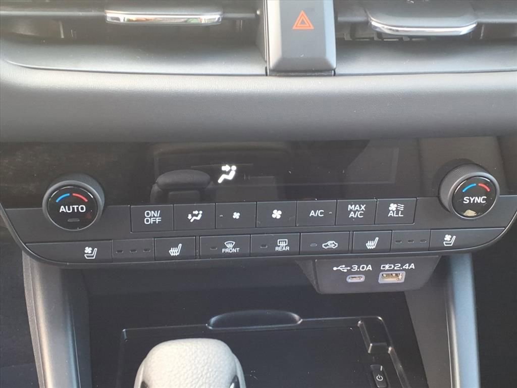 New 2026 Subaru Outback Touring image 7